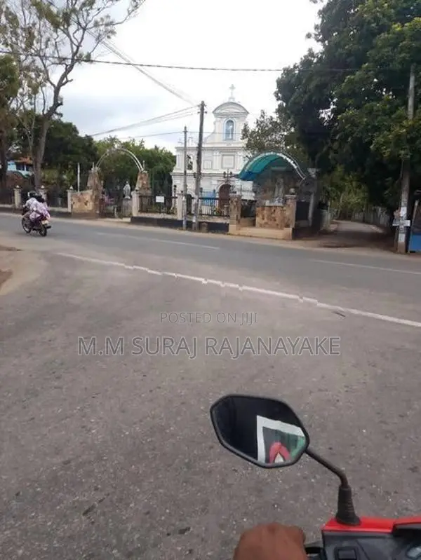 Suitable Land for Sale in Adiambalama