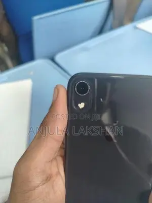 Apple iPhone XR (Used)