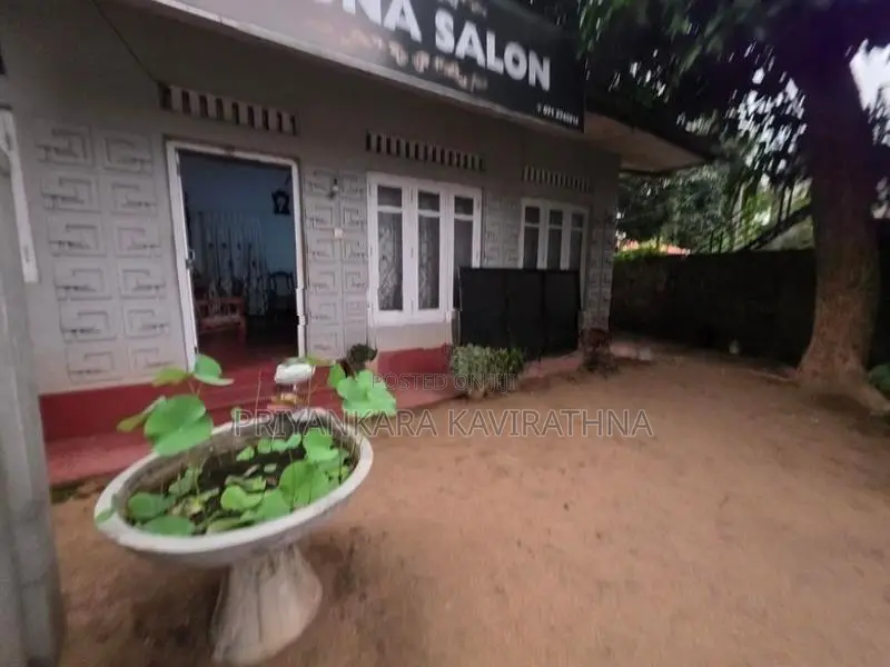 ගාලු පාරට මුහුනත පර්චස් 25 ක ඉඩම සහ නිවස විකිනීමට - කලුතර