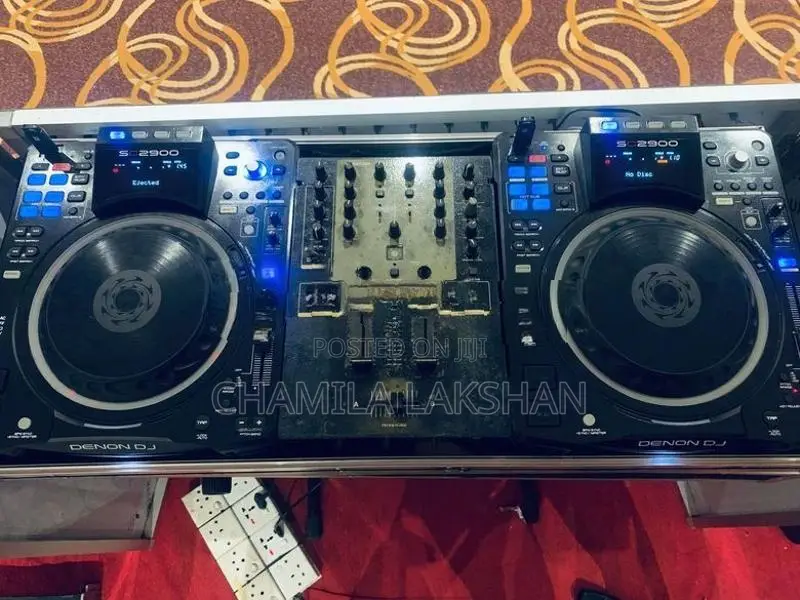 Denon DJ Console