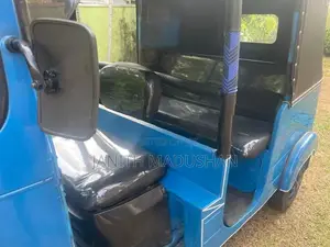 Bajaj RE 2016