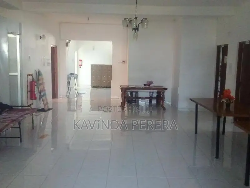 20 Perch-Land for Sale in Nawala with 4-Storey Building |Land Value On