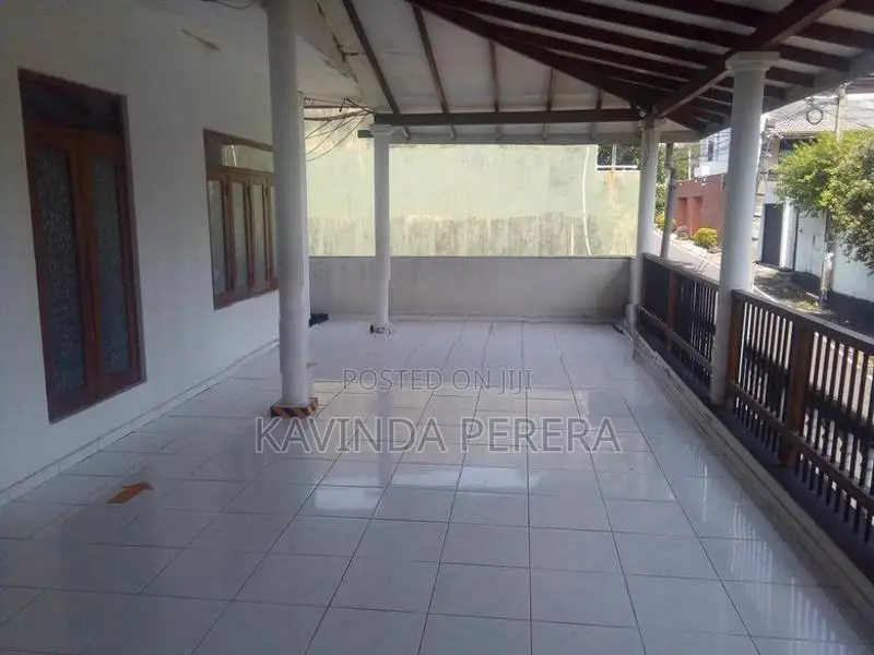 20 Perch-Land for Sale in Nawala with 4-Storey Building |Land Value On
