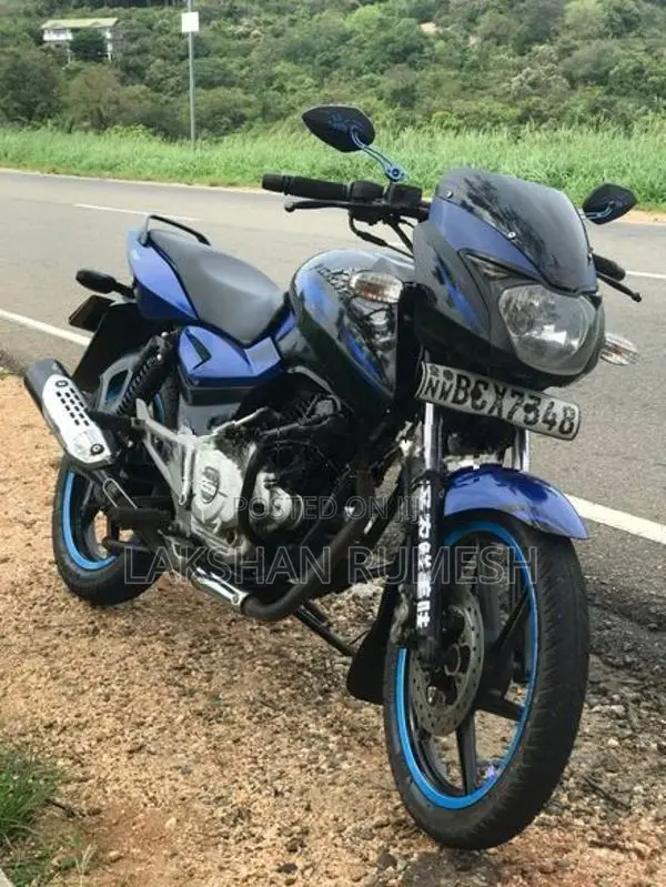 Bajaj Pulsar 150 2015