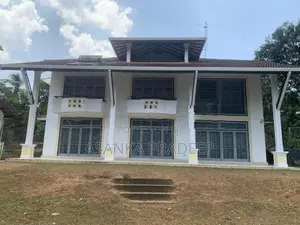 පර්චස් 40ක ඉදිකර ඇති වටිනා දෙමහල් නිවස විකිනීමට
