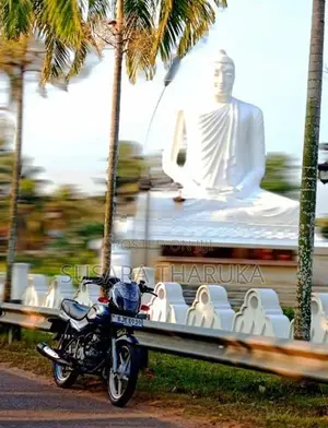 Bajaj CT100 2023