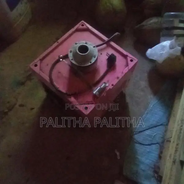 බොම්බයි මොටයි Machine