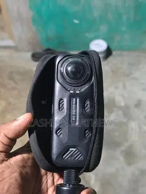 Insta 360x4 360°
