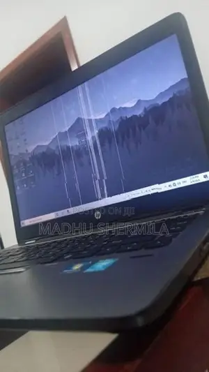 HP elitebook 840 i5 4th gen 4GB RAM