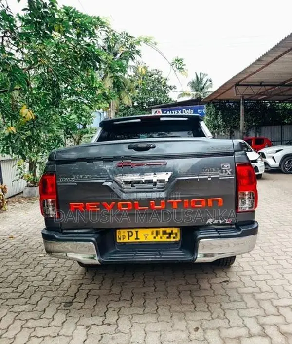 Toyota Hilux Revo Double Cab 4x4 2017