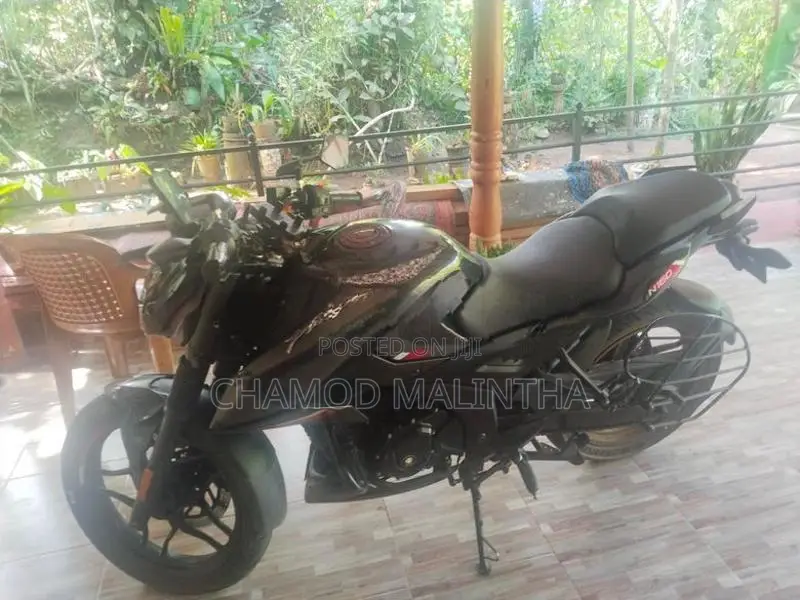 Bajaj Pulsar N160 2025