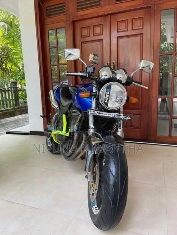 Honda Hornet 2012