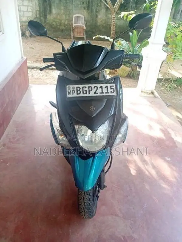 Yamaha Ray ZR 2018 2017