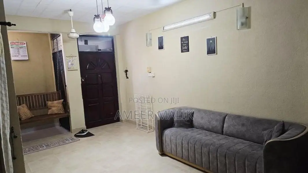 2-Bedroom Apartment for Rent – Wellawatte (Long-Term)