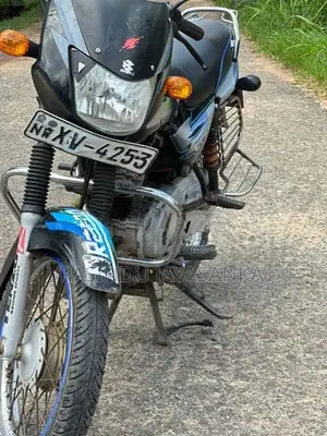 Bajaj CT100 2011