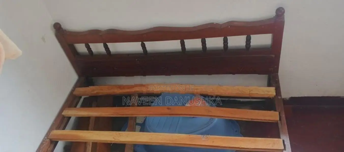 Bed Double Teak with Mattress