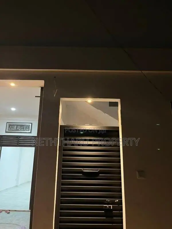 BRAND NEW SINGLE STORY MODERN HOUSE FOR SALE AT GOTHAMI RD WELLAMPITIY