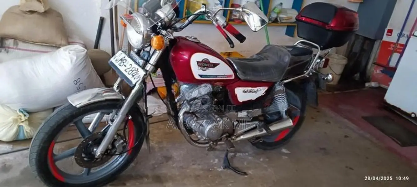 Honda CM Custom 2004