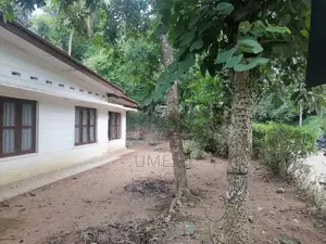 මහනුවර මැණික්හින්න - නිවසක්විකිණීමට