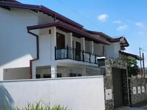 අලුතින්ම ඉදිකරන ලද වටිනා දෙමහල් නිවස මත්තෙගොඩ නගරයෙන් විකිනී(0288llle7