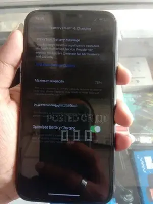 Apple iPhone XR (Used)