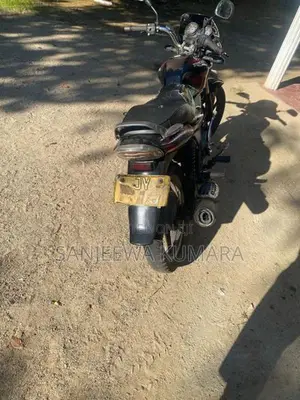 Bajaj Discover 125 2005