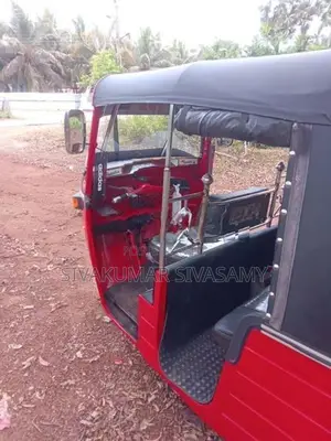 Bajaj RE 2005