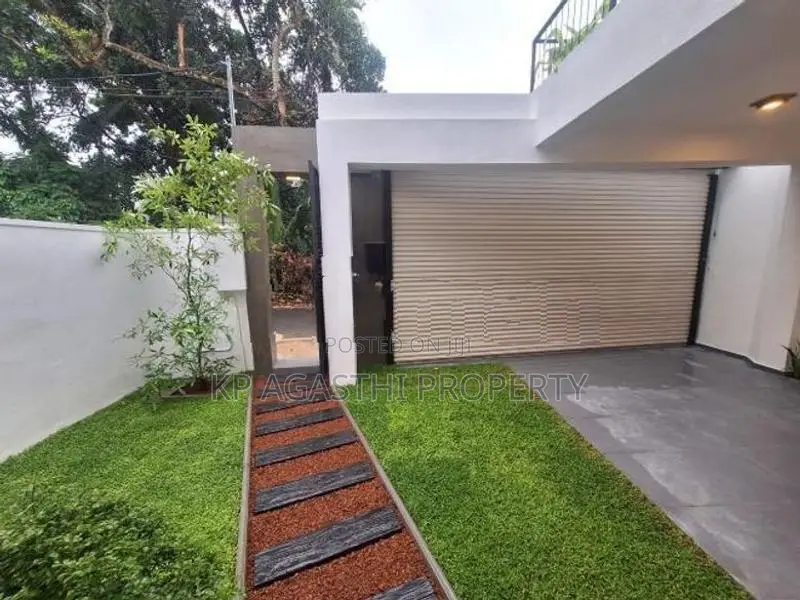 18 P Luxury House for Sale Colombo 5