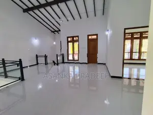 අලුතින්ම ඉදිකරන ලද වටිනා දෙමහල් නිවස මත්තෙගොඩ නගරයෙන් විකිනී(0288llle7