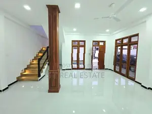05BR Luxury Two Storey House for Sale in Kottawa