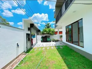 Brand New Two Storey House with 4 rooms for sale in Kottawa(nnnnn)