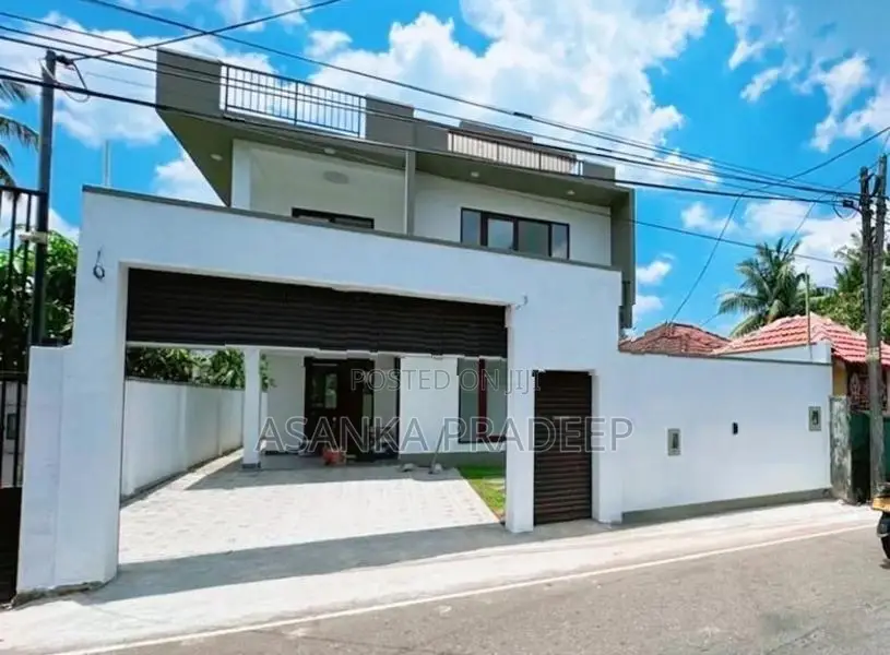Brand New Two Storey House with 4 rooms for sale in Kottawa(Ap9w737)