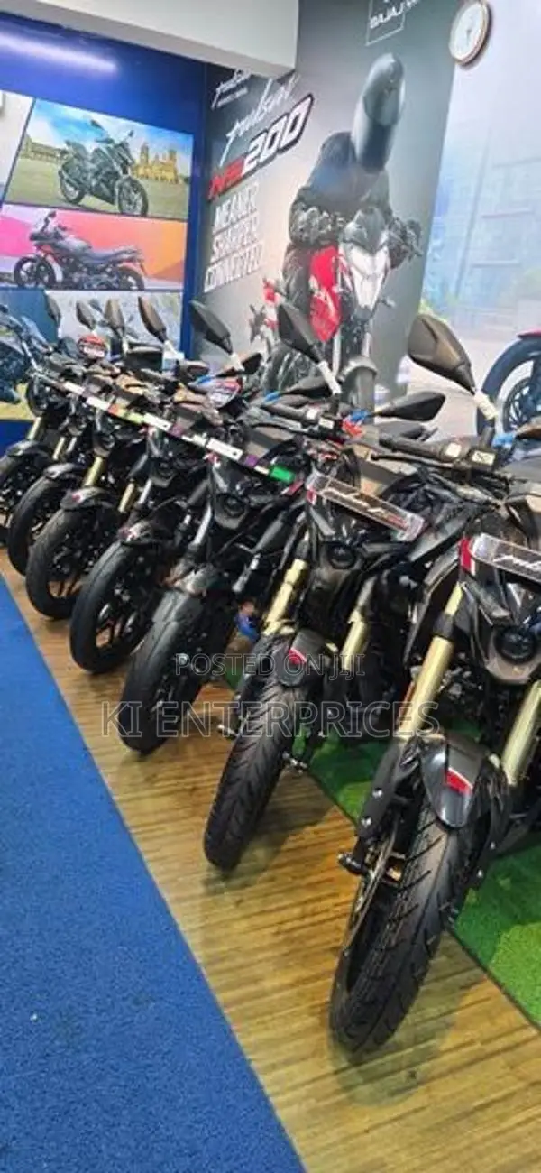 Bajaj Pulsar N160 Premium 2026