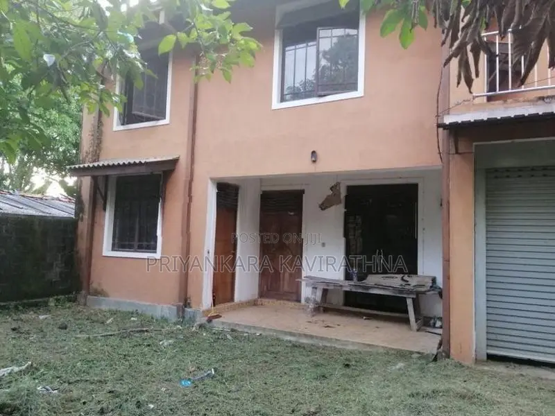 53 Perches - Old Two Storied House For Sale in Madiwala