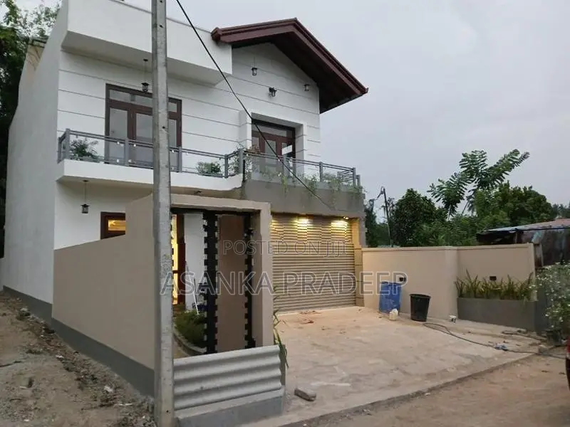 වෙල්‍යායකට මුහුන්ලා පිහිටි අලුතින්ම ඉදිකරන ලද දෙමහල් නිවස විකිනීමට(phw