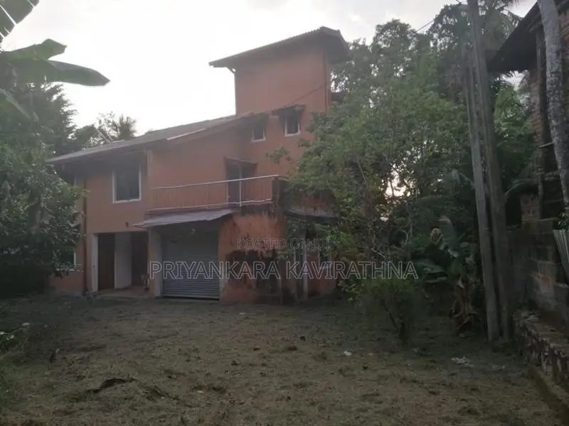 53 Perches - Old Two Storied House For Sale in Madiwala