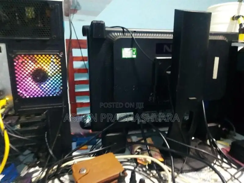 Windows 10 Pro Desktop Computer