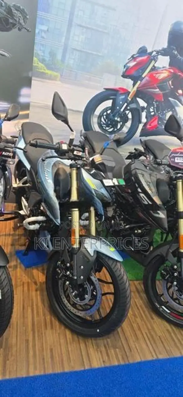 Bajaj Pulsar N160 Premium 2026