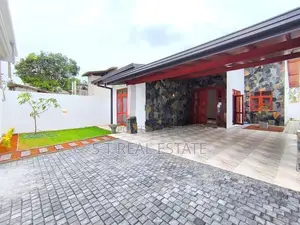 Brand New Luxury Single Storey House for Sale in Athurugiriya