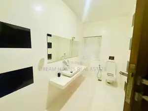 Spacious Luxury Home for Sale – Nawala Junction Area