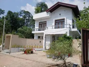 වෙල්‍යායකට මුහුන්ලා පිහිටි අලුතින්ම ඉදිකරන ලද දෙමහල් නිවස විකිනීමට(p72