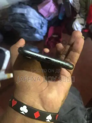 Apple iPhone 11 (Used)
