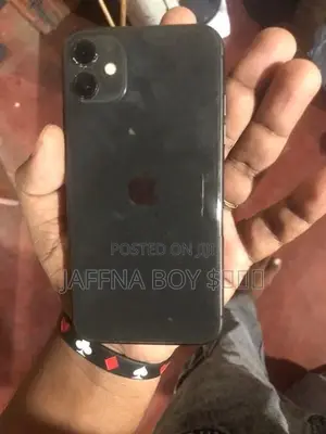 Apple iPhone 11 (Used)
