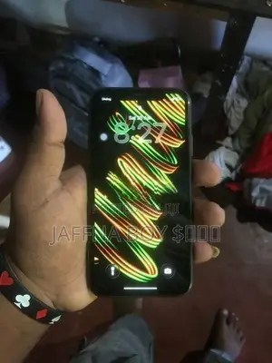 Apple iPhone 11 (Used)