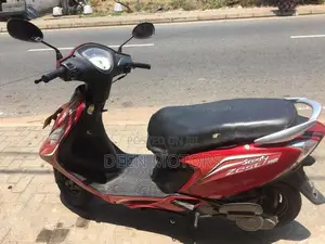 TVS Scooty Zest 2015