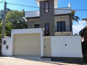 Brand New Two Storey House with rooftop ang 4 rooms for Sale In Kottaw