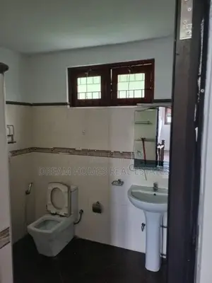 Spacious 5BR Family Home for Sale – Heenkenda, Ragama