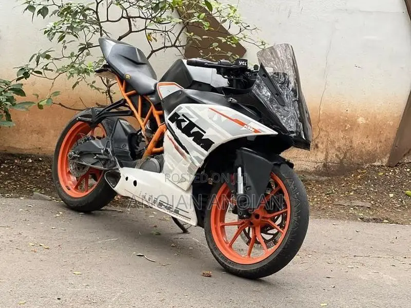KTM RC 390 2019