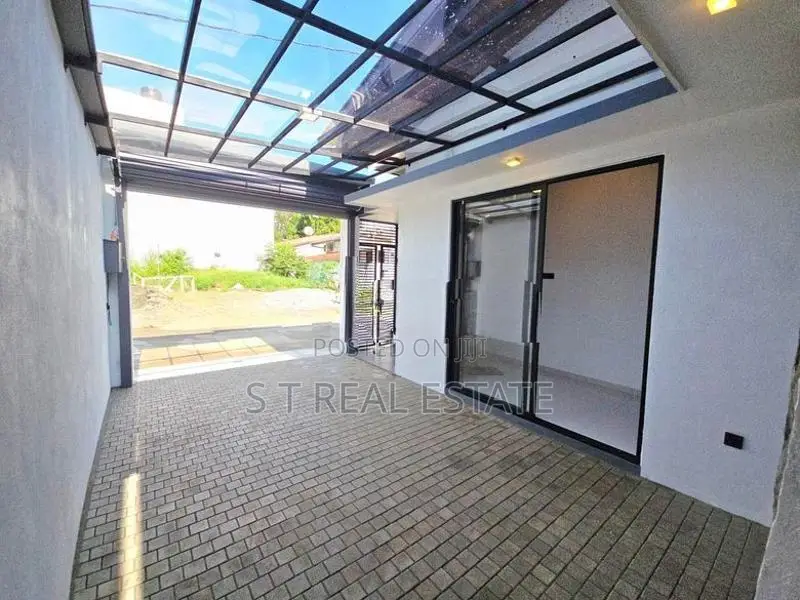 Paddy Field Facing Single Storey House for Sale in Athurugiriya