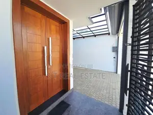 Paddy Field Facing Single Storey House for Sale in Athurugiriya